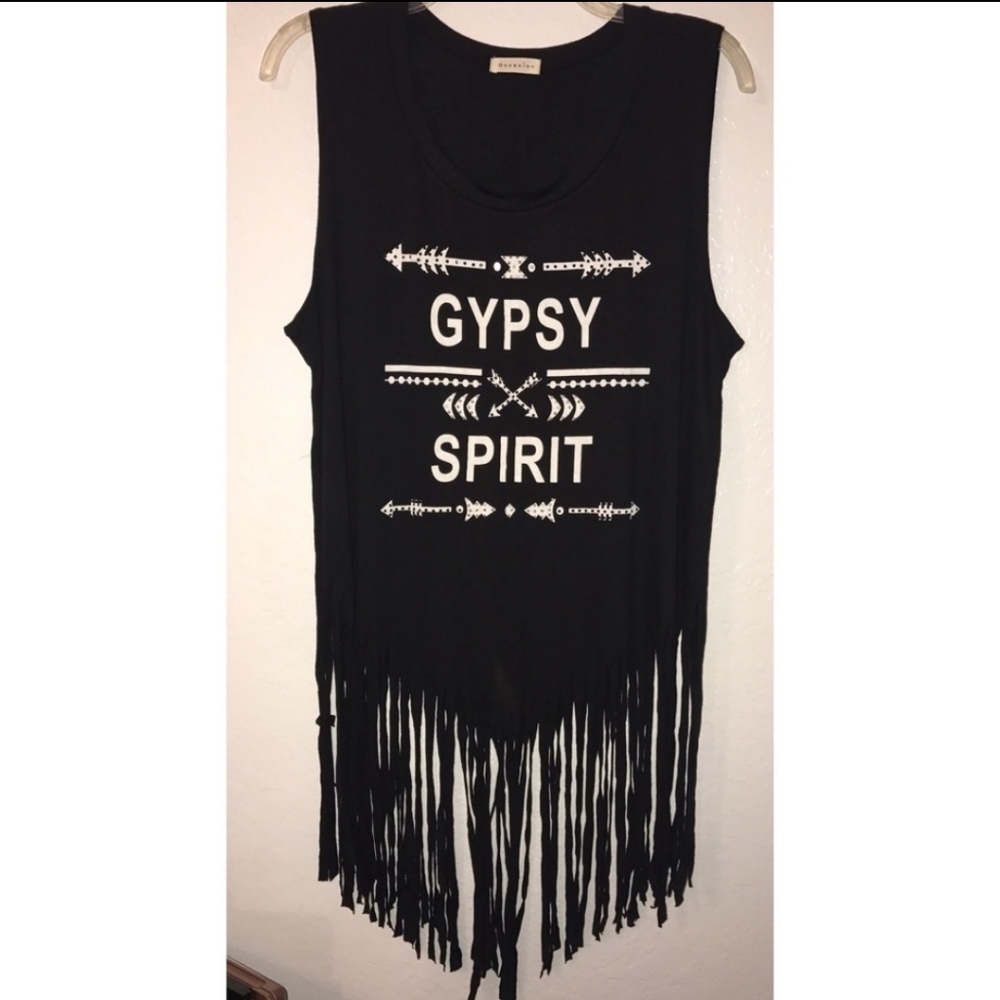 Sleeveless fringe gypsy top!